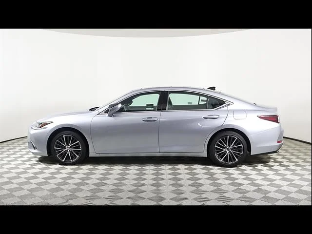 Certified Used 2025 Iridium Lexus Base image 3