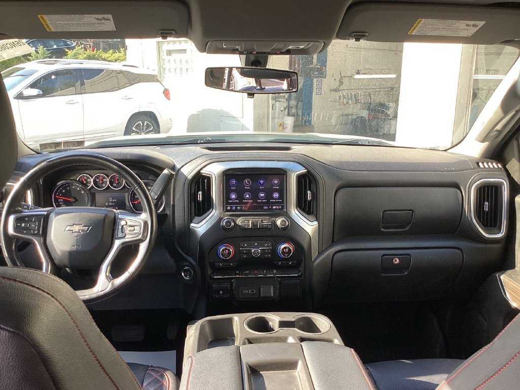 Used 2021 SUMMIT WHITE Chevrolet RST image 28