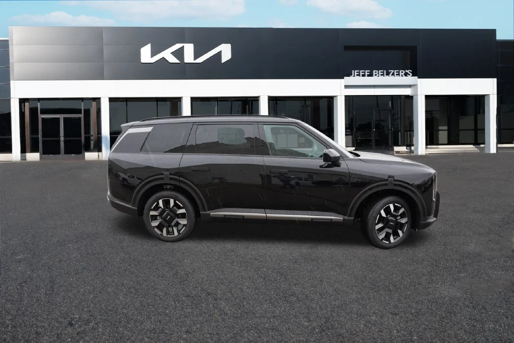New 2027 Ebony Black Kia S image 2
