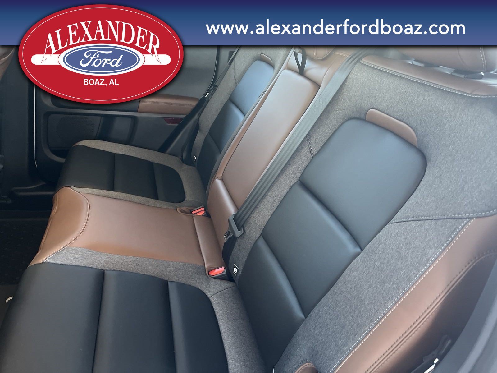 New 2024 Oxford White Ford Outer Banks® image 13