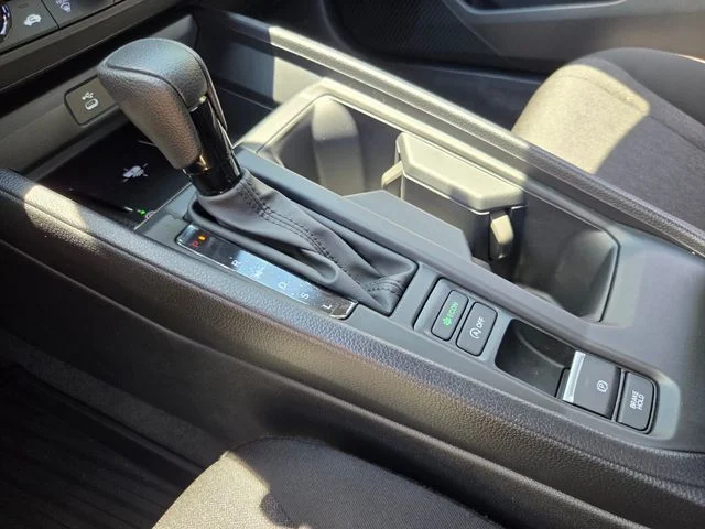 New 2026 Platinum White Pearl Honda LX image 16