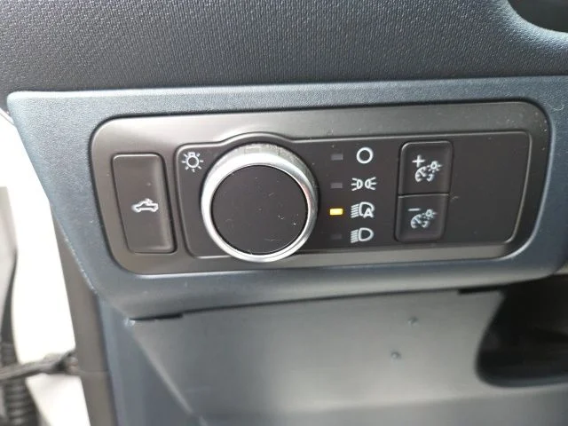 2022 Ford Maverick XL - Photo 13