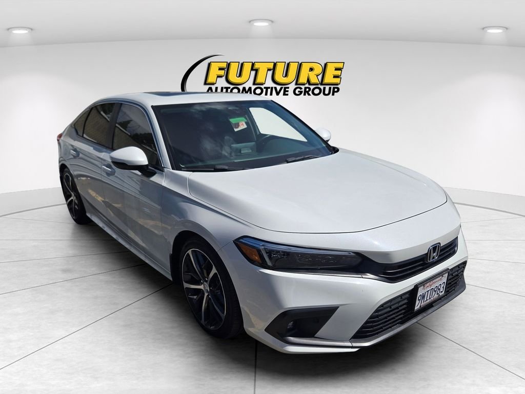 Used 2024  Honda Touring image 1