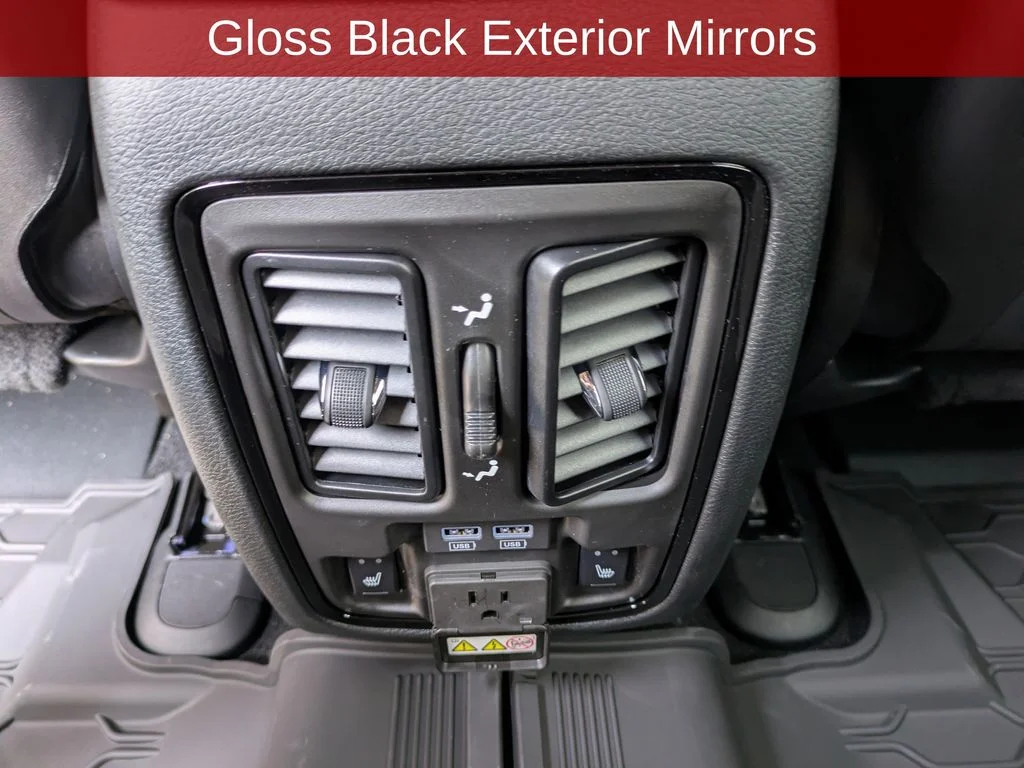 New 2026 Diamond Black Clear-Coat Exterior Paint Dodge GT Plus image 19