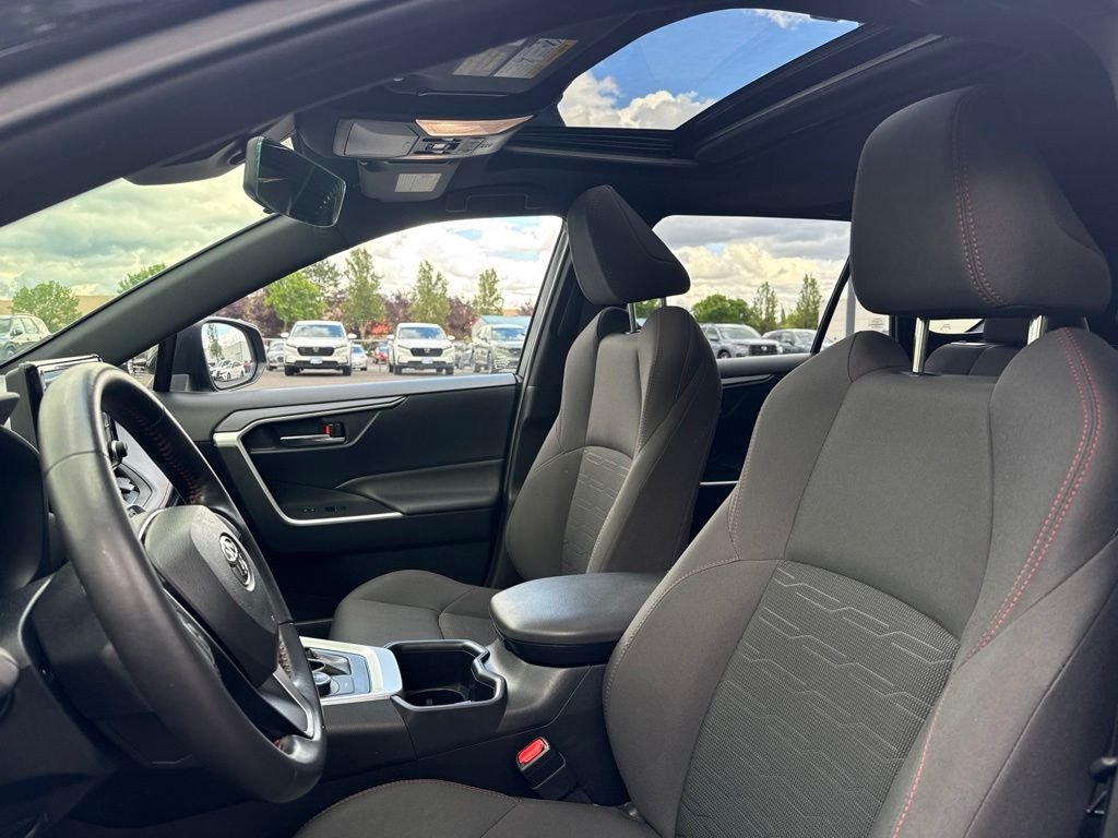 Used 2022 Midnight Black Metallic Toyota SE image 9