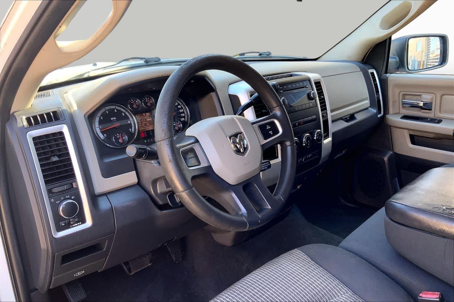 Used 2011 Bright White Ram SLT image 17
