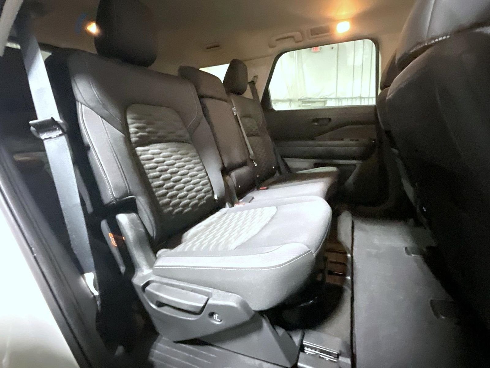 Used 2024 White Nissan SV image 22