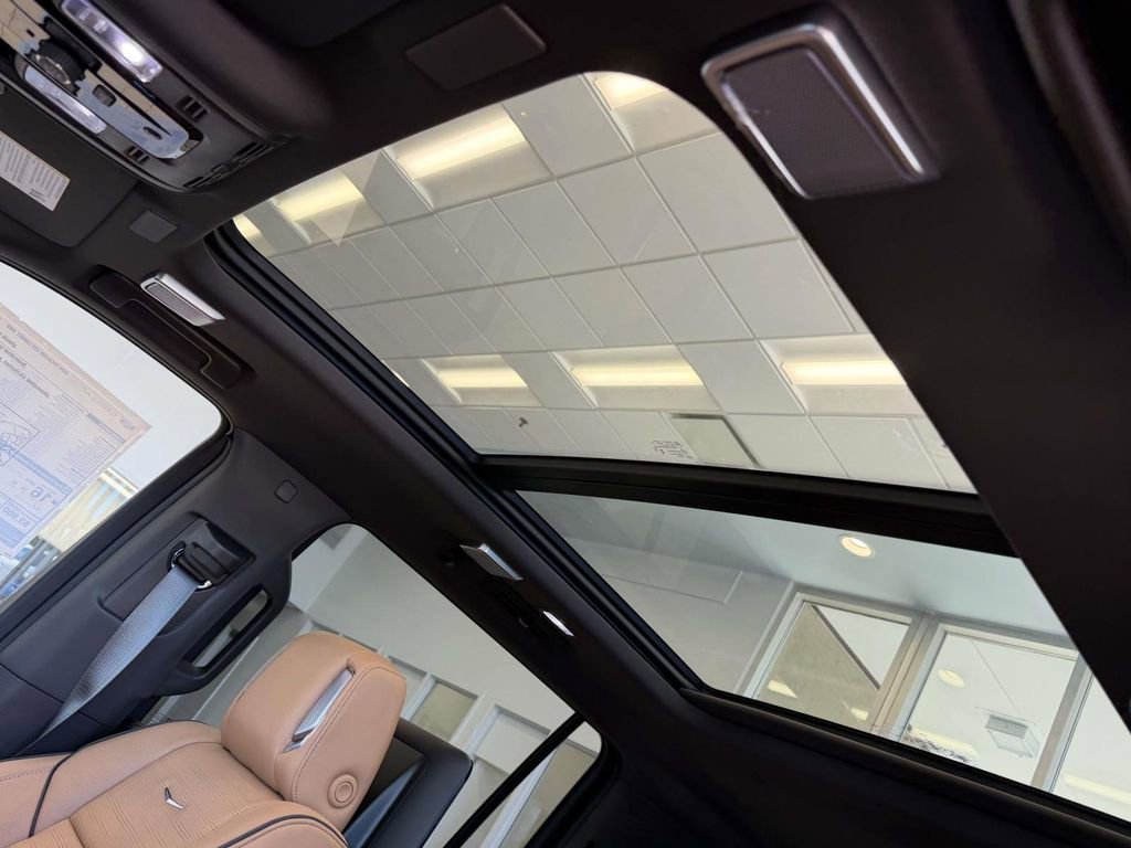 2026 Cadillac Escalade ESV Luxury - Photo 17