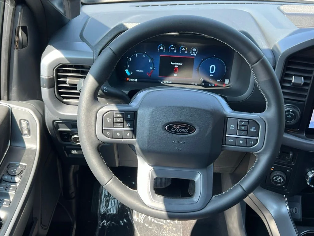 New 2026 Agate Black Metallic Ford XLT image 23