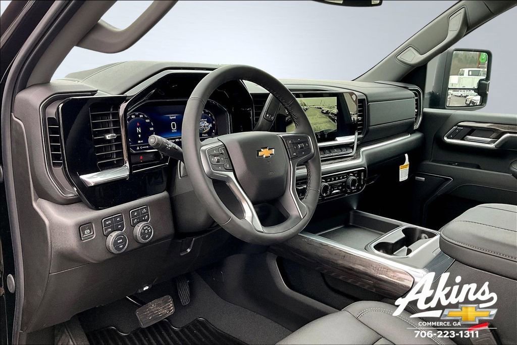 2025 Chevrolet Silverado 2500 HD LTZ - Photo 11