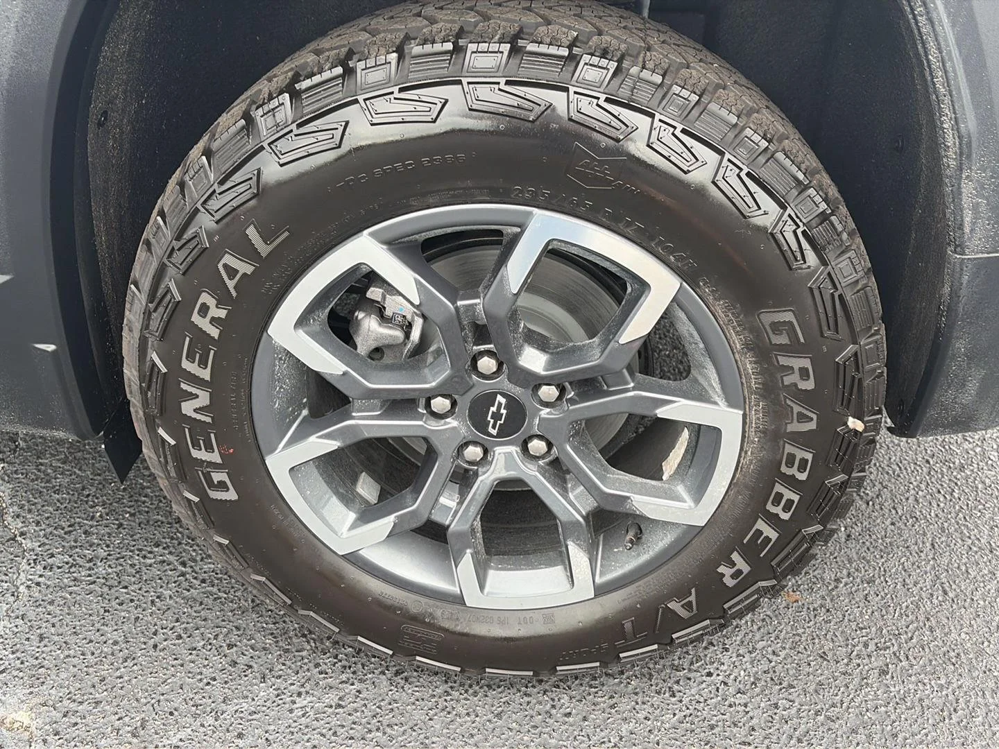 2027 Chevrolet Equinox ACTIV - Photo 38