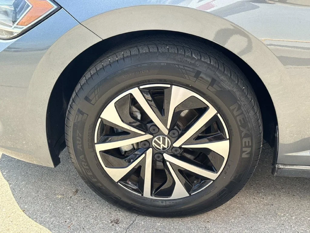 Used 2024 Gray Volkswagen 1.5T S image 7