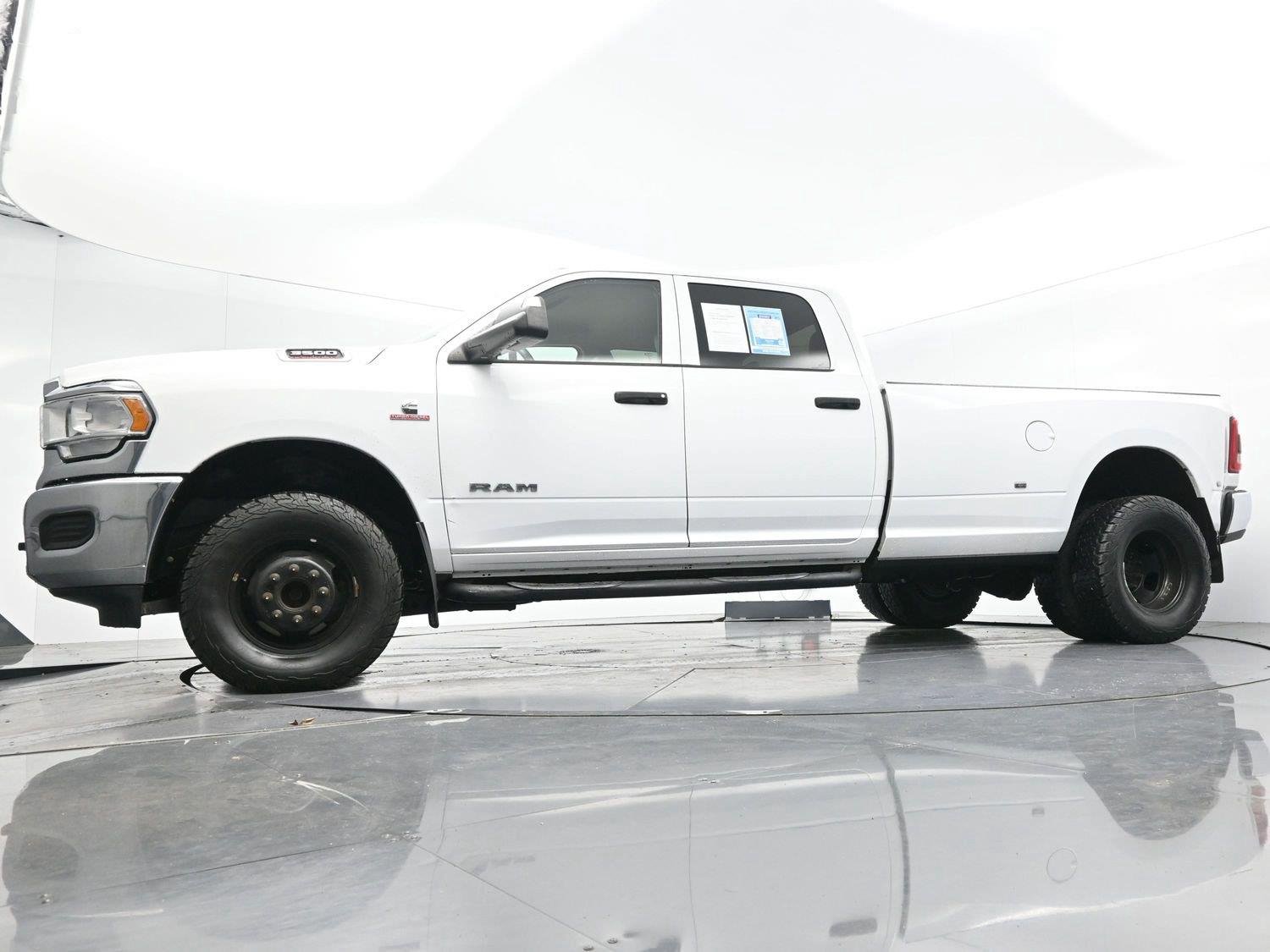 Used 2020 Bright White Clearcoat Ram Tradesman image 39