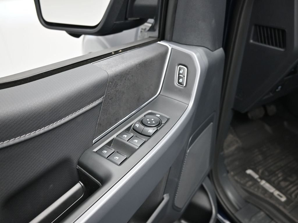 New 2026 Antimatter Blue Metallic Ford XLT image 10