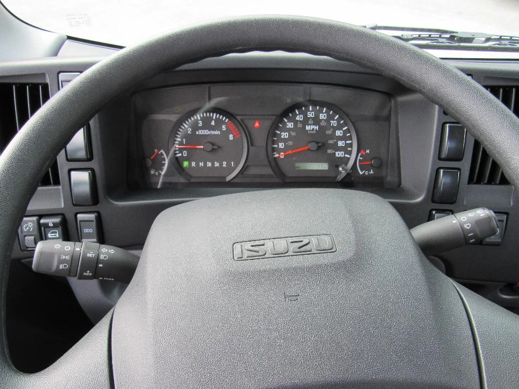 New 2024  Isuzu  image 31