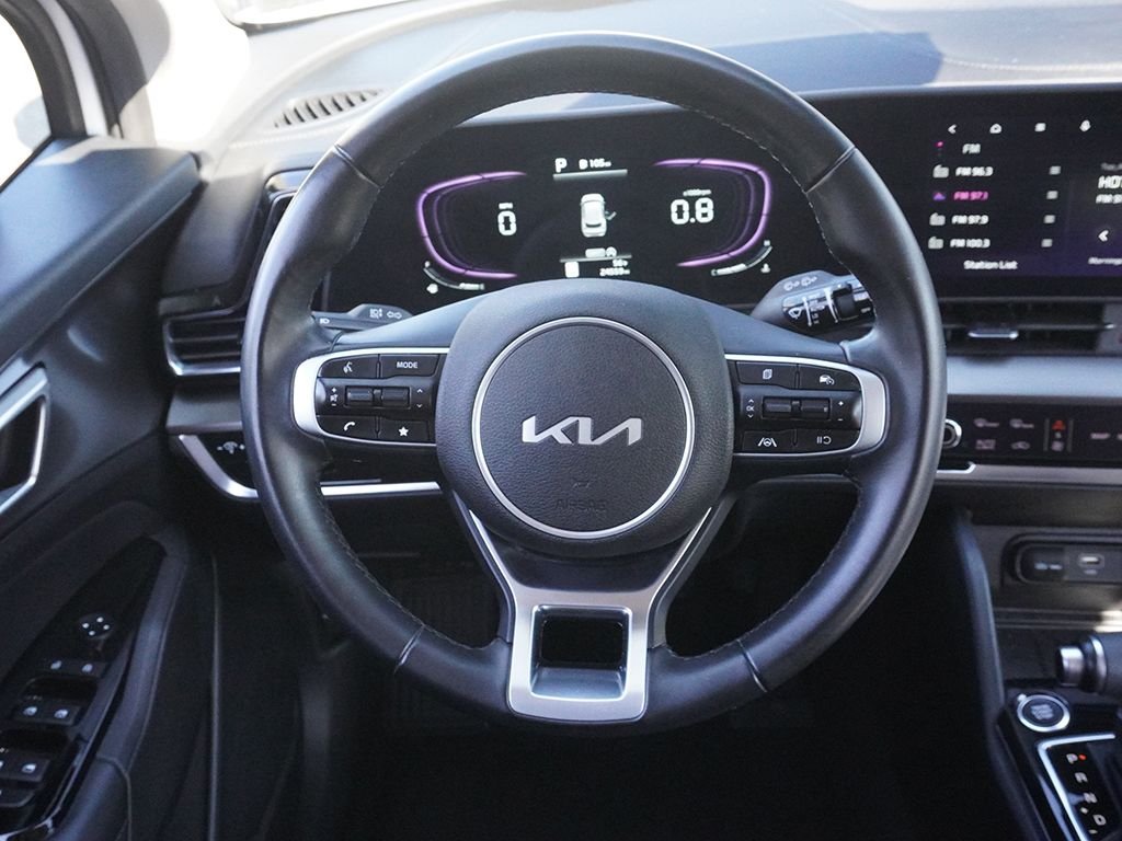 Used 2023 White Kia EX image 37