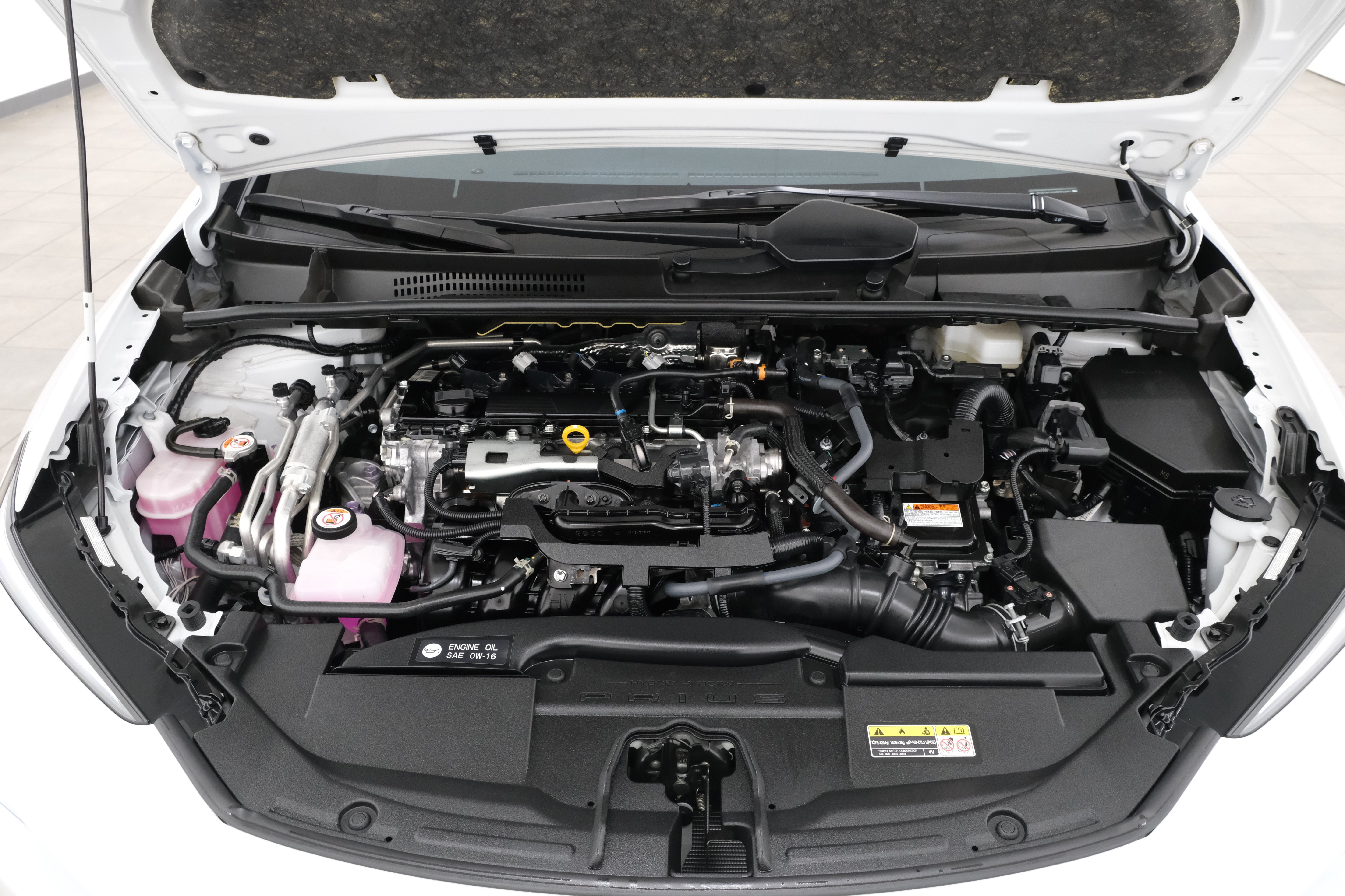 Certified Used 2025 Wind Chill Pearl Toyota XSE Premium image 44