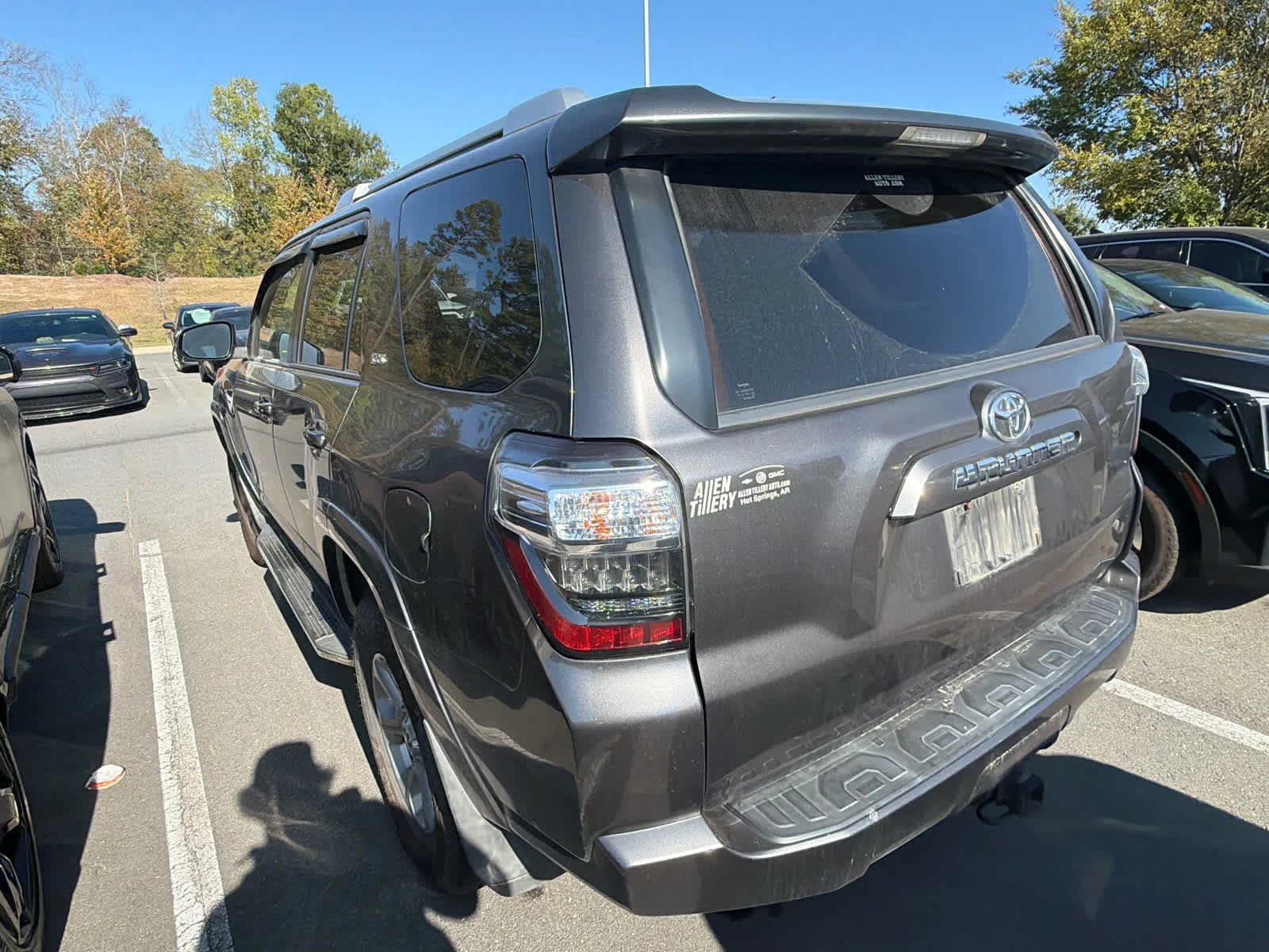 Used 2018 Magnetic Gray Metallic Toyota SR5 Premium image 6
