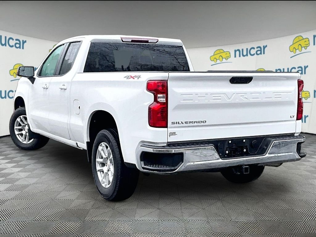 Used 2023 Summit White Chevrolet LT image 4