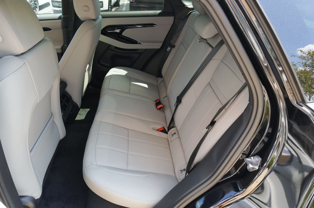 New 2026 Santorini Black Land Rover S image 31