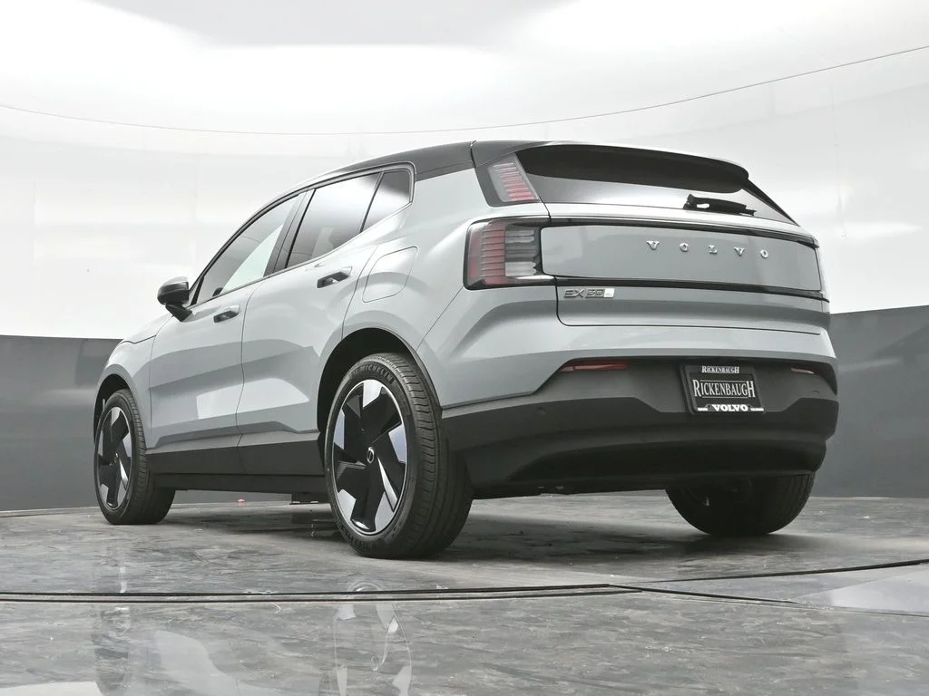 New 2026 Vapour Grey Volvo Twin Motor Performance Plus image 39