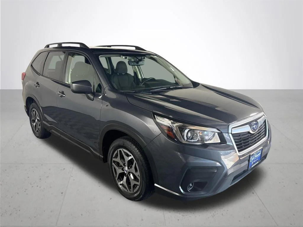 Used 2020 Gray Subaru Premium image 4