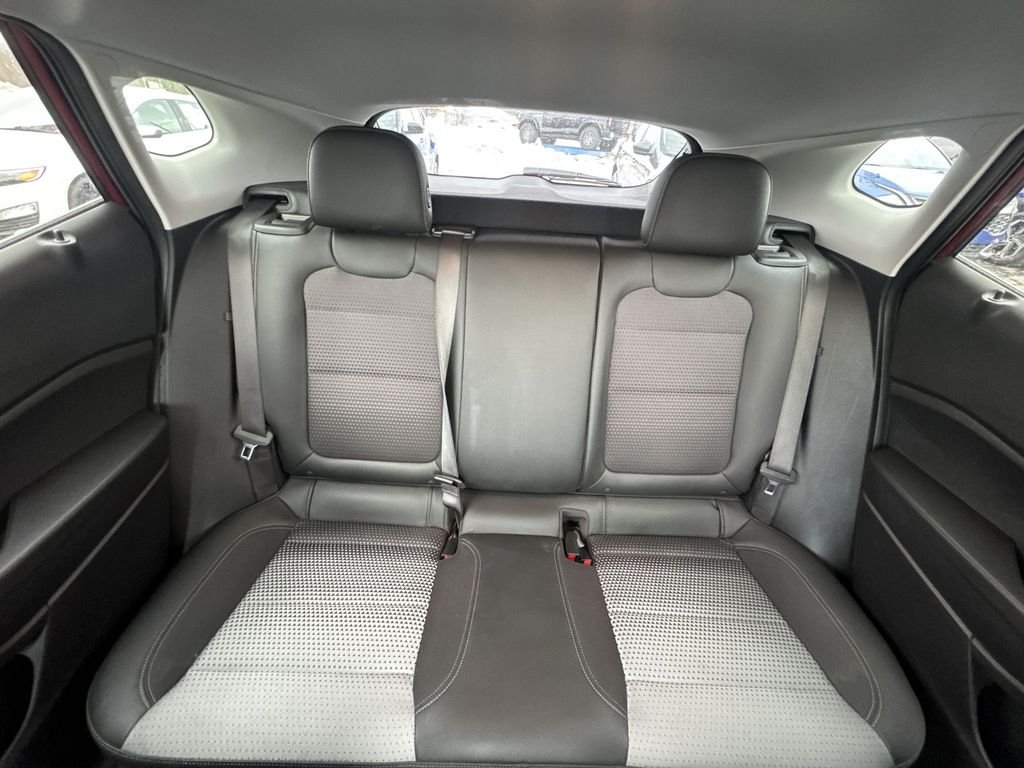 2025 Chevrolet Trax LT - Photo 22