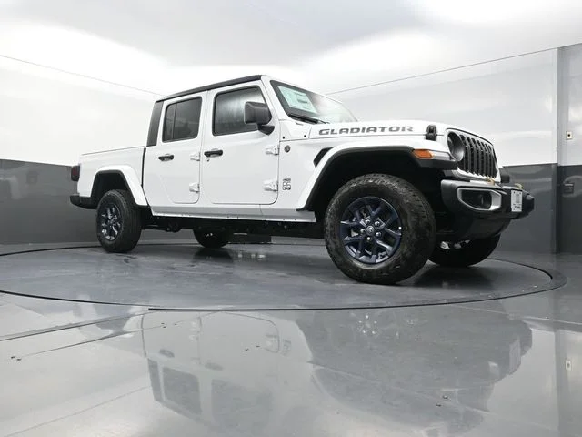 New 2026 Bright White Clear-Coat Exterior Paint Jeep 85th Anniversary Edition image 19