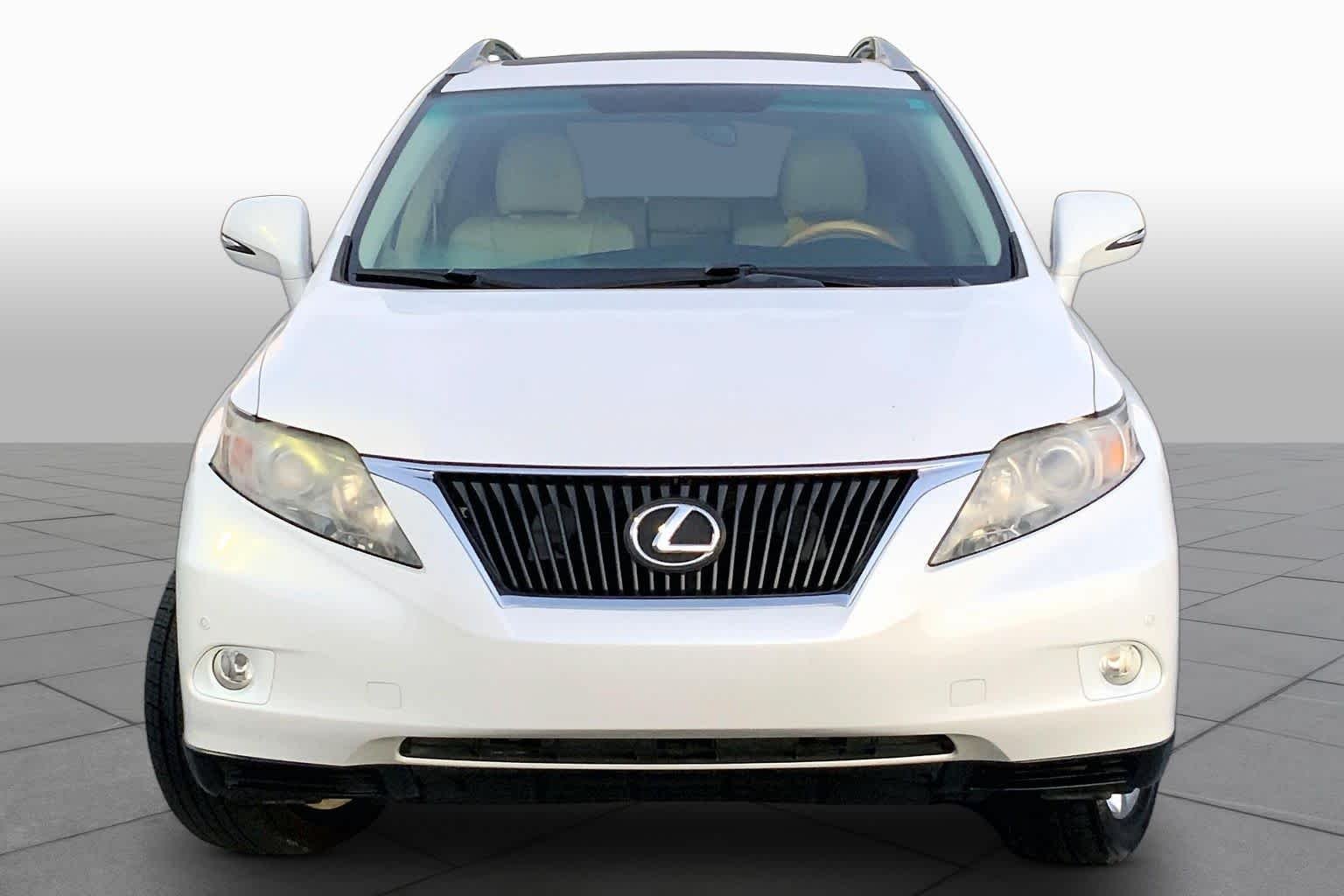 Used 2010 Starfire Pearl Lexus  image 3