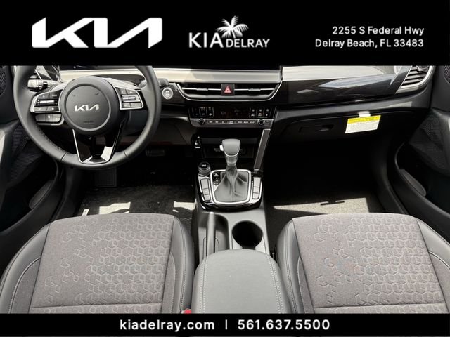 New 2026 Pluton Blue / Black Roof Kia S image 10