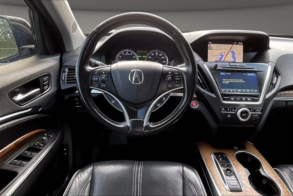 Used 2020  Acura Advance image 10