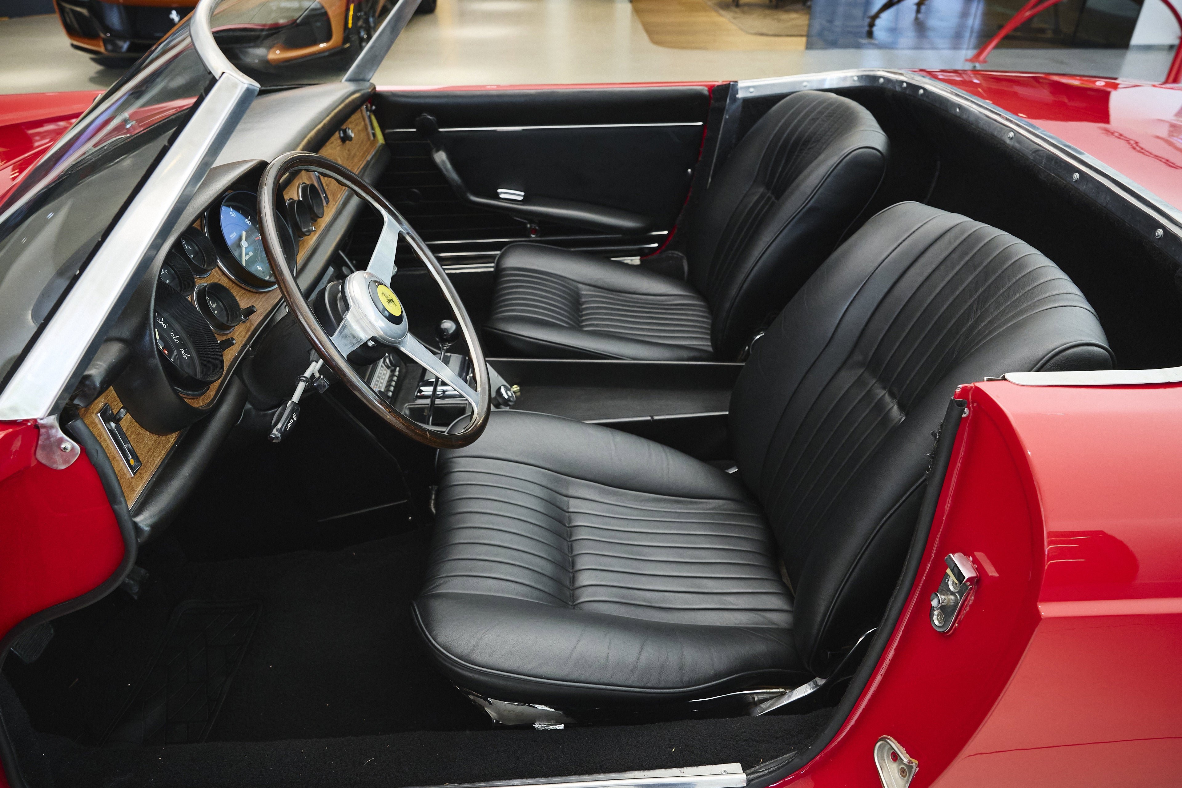 Used 1967 Rosso Ferrari  image 50