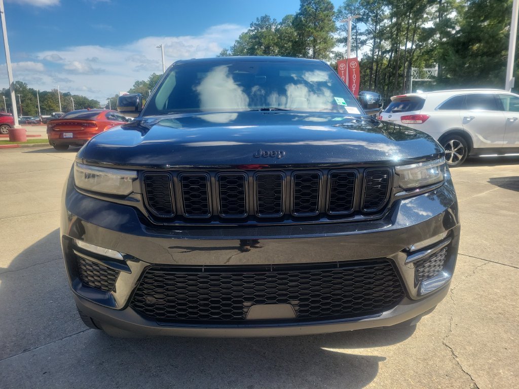 Used 2025 Black Jeep Limited image 4