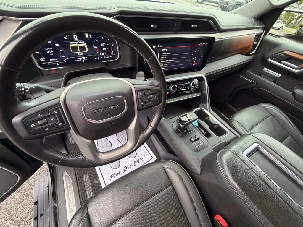 Used 2022 ONYX BLACK GMC Denali image 13
