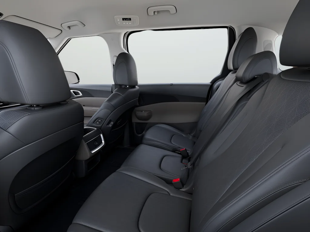 New 2027 Silver Kia EX image 13