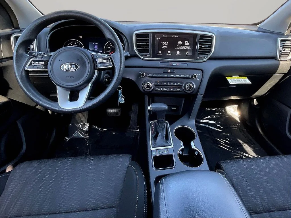 Used 2020 Sparkling Silver Kia LX image 7