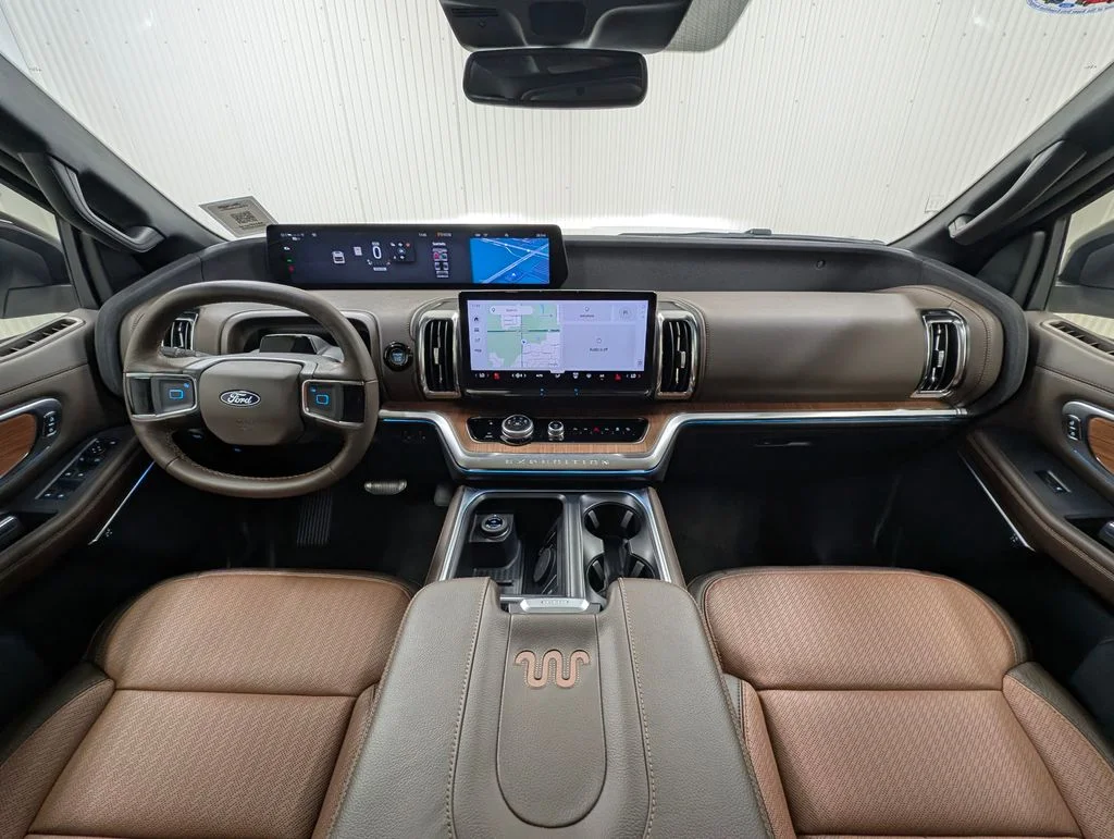 New 2027 Star White Metallic Tri-Coat Ford MAX King Ranch® image 3