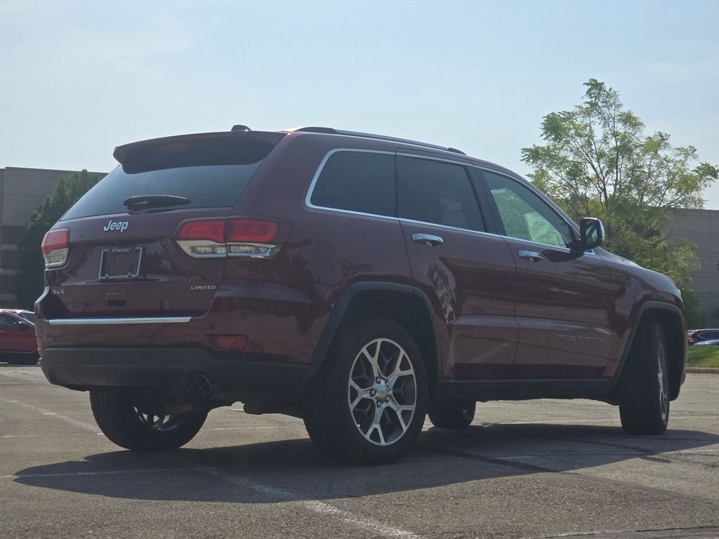 Used 2020 Velvet Jeep Limited image 17