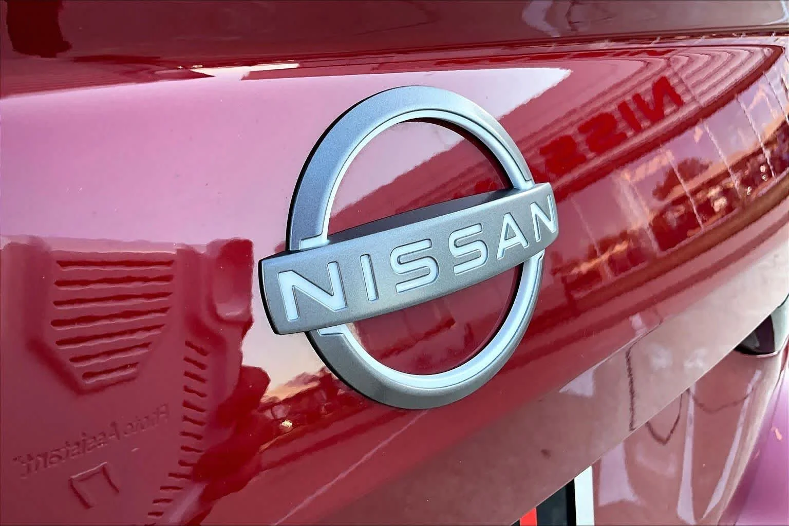 Certified Used 2025 Scarlet Ember Nissan SR image 35