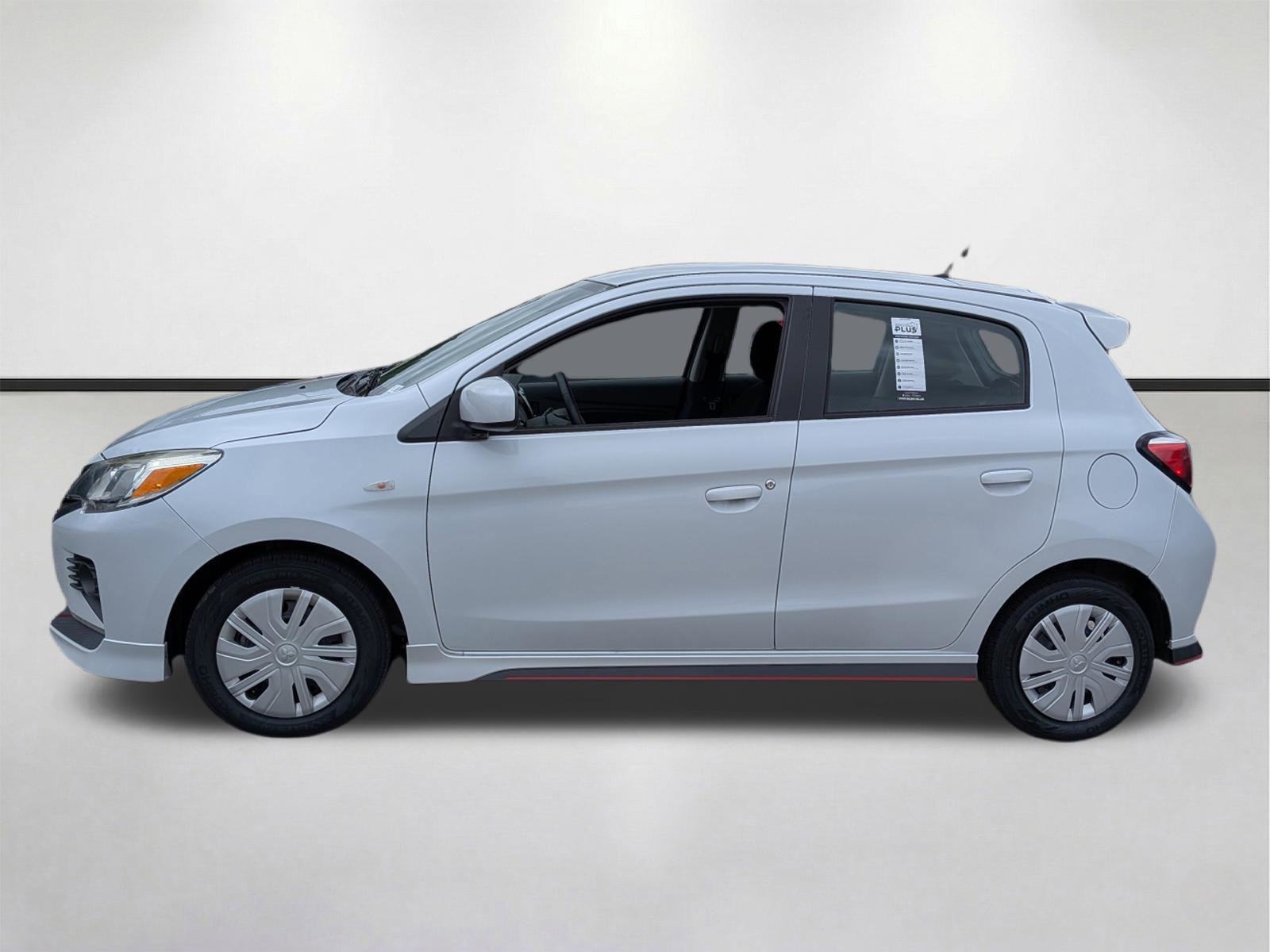 Used 2021 White Diamond Mitsubishi Carbonite Edition image 7