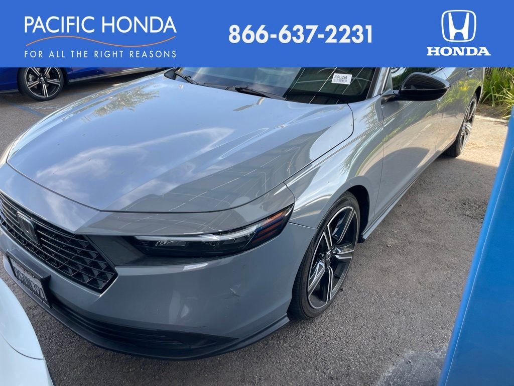 Used 2023  Honda Sport image 1