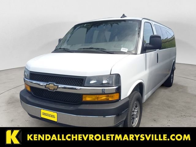 2025 Chevrolet Express 3500 LT Extended's photo