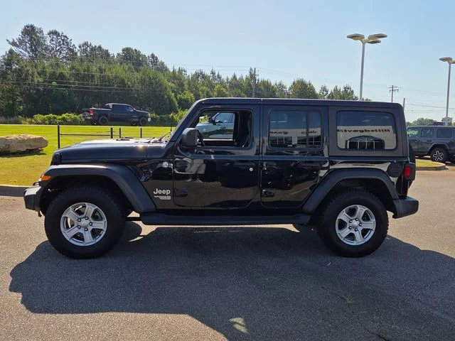Used 2021 Black Jeep Unlimited Sport S image 4