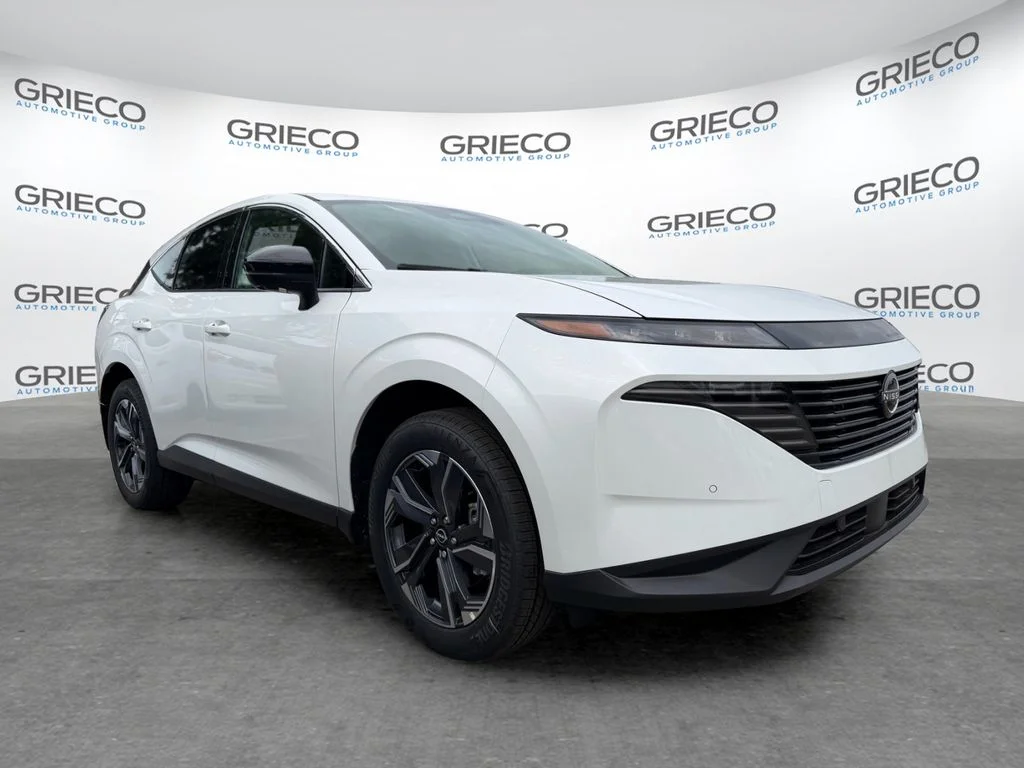 New 2026 Everest White Pearl TriCoat Nissan SL image 1