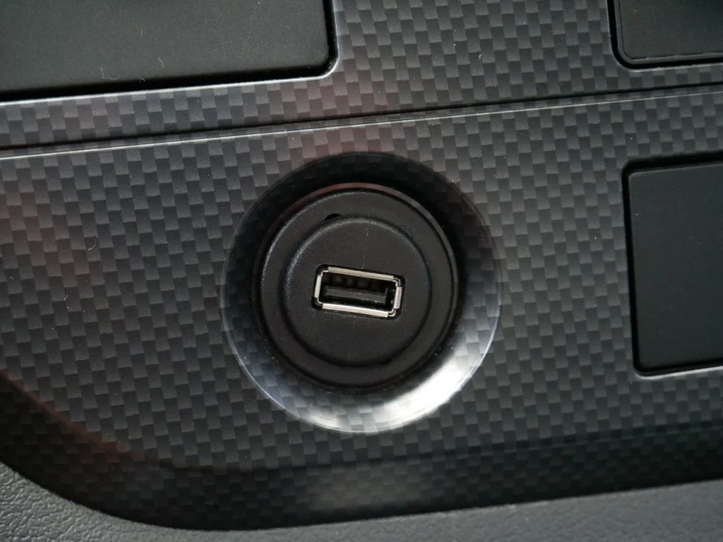 Used 2006 Black Dodge SRT10 image 27
