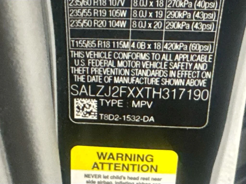 New 2026 Santorini Black Land Rover Core S image 32