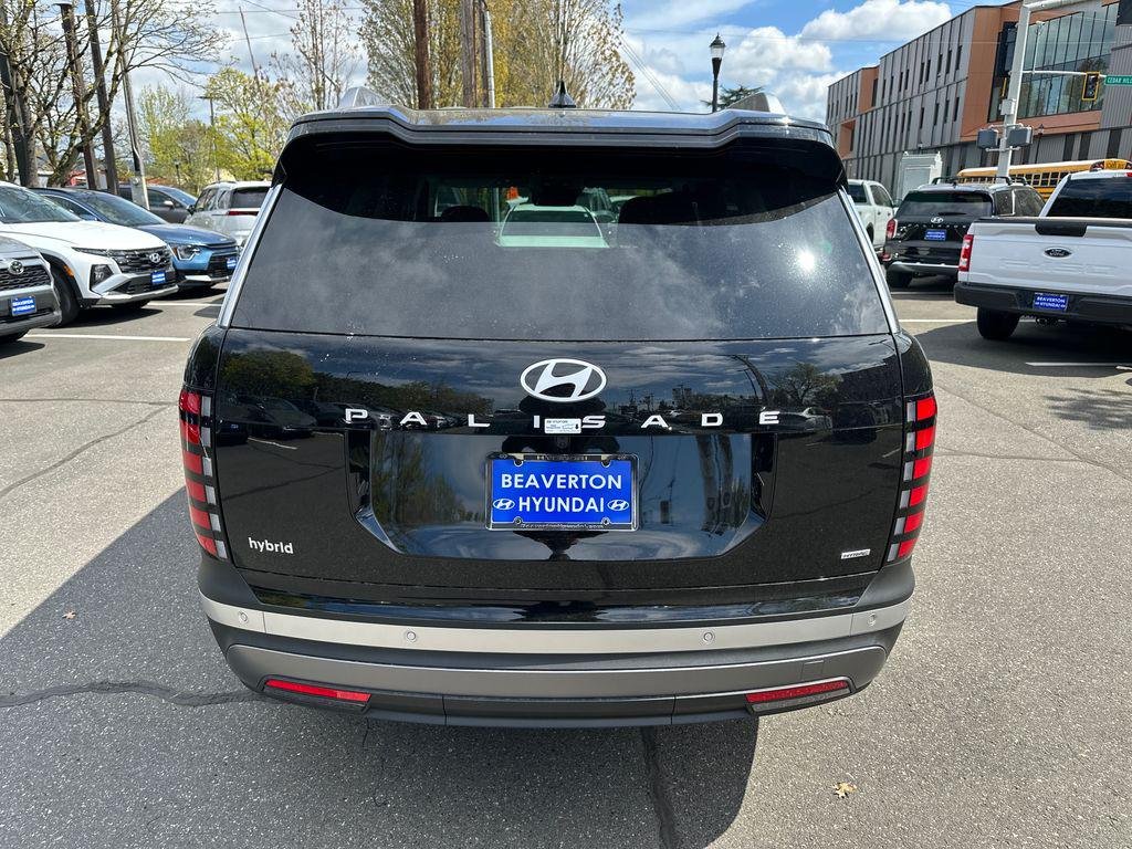 New 2026 Black Hyundai SEL 7P image 5