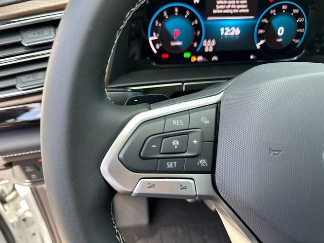 New 2026 White Volkswagen 2.0T SE w/Technology image 18