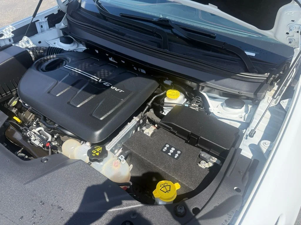 Used 2022 White Jeep Trailhawk image 64