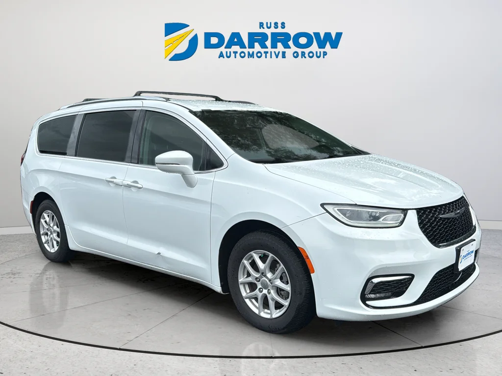 Used 2021 White Chrysler Touring L image 7